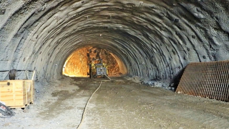 Murovdağ tunelinin inşası davam etdirilir -