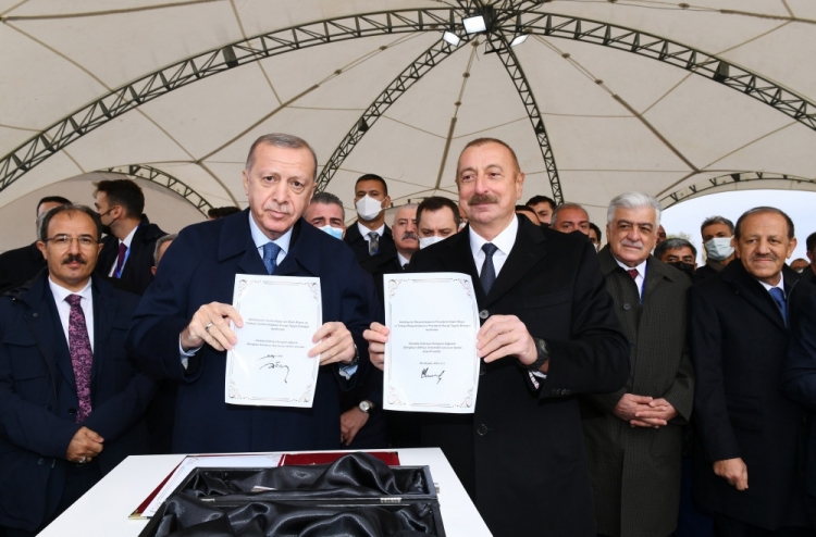 Zəngəzur dəhlizinin təməli qoyuldu -