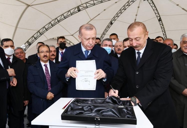 Zəngəzur dəhlizinin təməli qoyuldu -