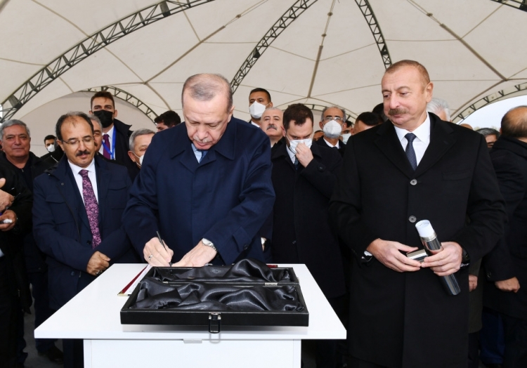Zəngəzur dəhlizinin təməli qoyuldu -
