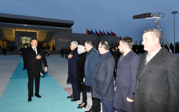 Prezidentin Türkiyəyə işgüzar səfəri başa çatıb