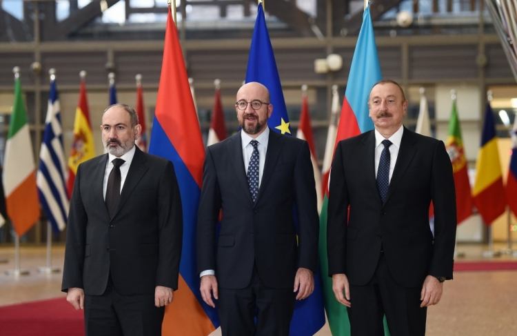 Azərbaycan, Ermənistan və Aİ liderləri arasında üçtərəfli görüş başlayıb -