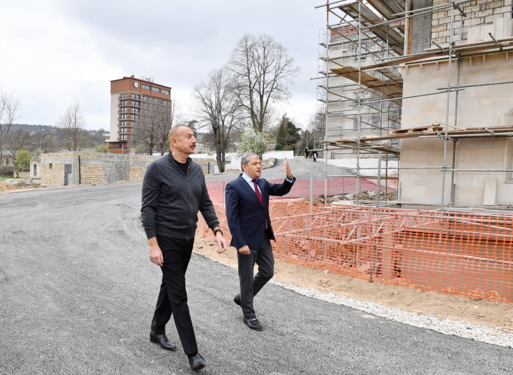 Prezident Daşaltıya gedib, tunellərin tikintisi ilə tanış olub -