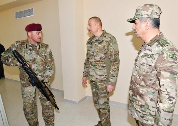 Prezident XTQ-nin hərbi hissəsində olub -