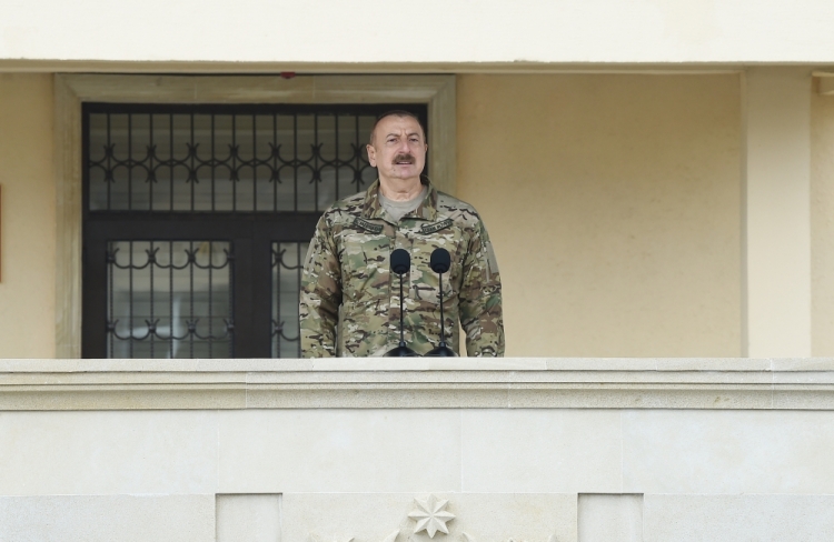 Prezident XTQ-nin hərbi hissəsində olub -