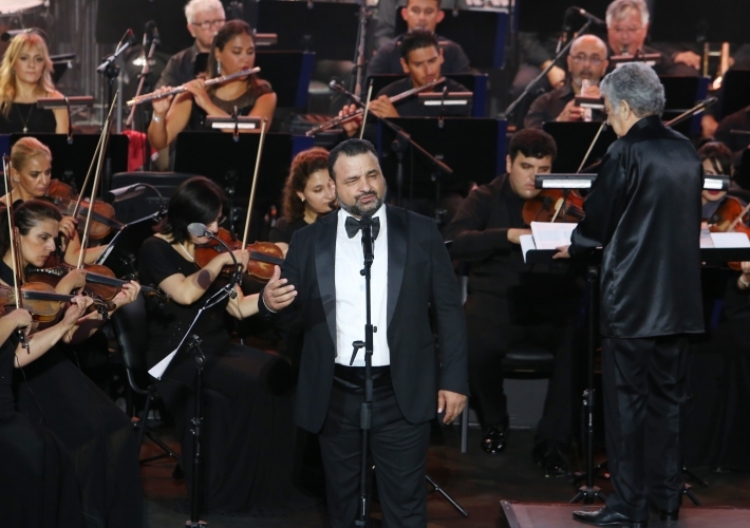 Prezident və birinci xanım Müslüm Maqomayevin xatirəsinə həsr olunan gecədə iştirak edib -