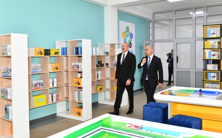 Prezident daha bir məktəbin açılışına qatılıb -