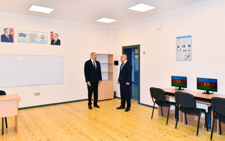 Prezident daha bir məktəbin açılışına qatılıb -