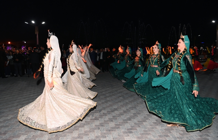Bişkekdə Qırğızıstan-Azərbaycan Dostluq Parkı açılıb -
