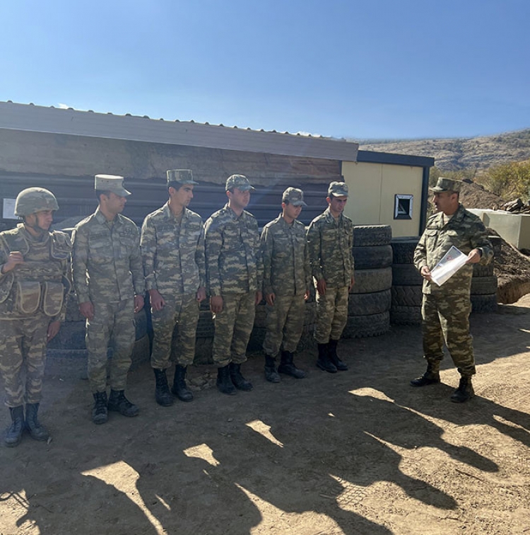 Hərbi hissələrdə psixoloji işə dəstək tədbirləri davam edir -