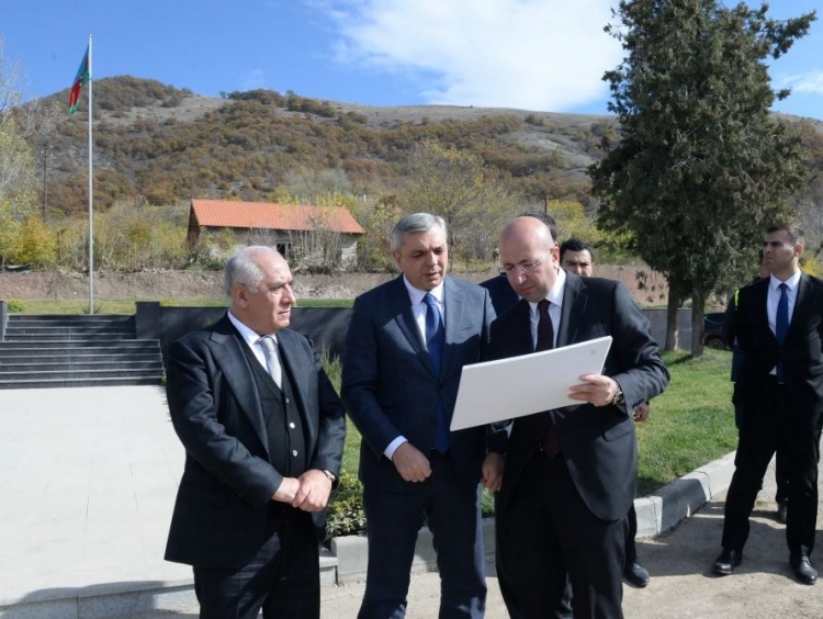 Baş nazir və Prezident Administrasiyasının rəhbəri Şərqi Zəngəzura səfər edib -
