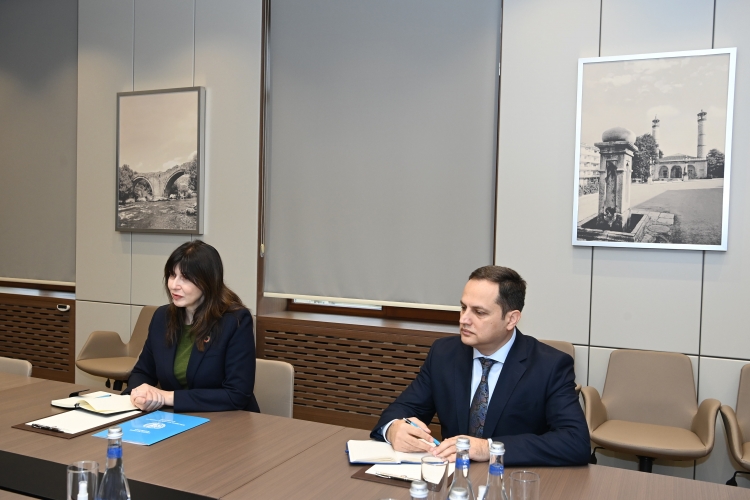 Ceyhun Bayramov Vladanka Andeyeva ilə görüşüb -
