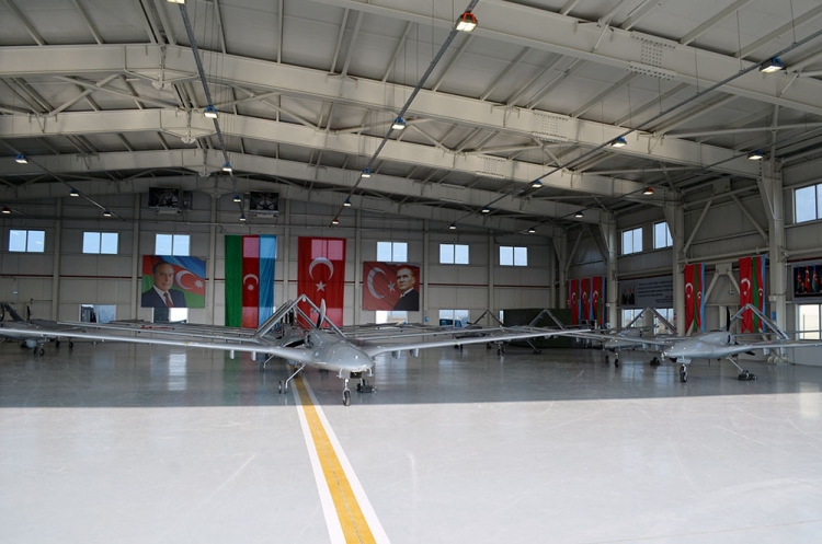 Türkiyə nümayəndə heyəti HHQ-nin hərbi hissələrində olub -