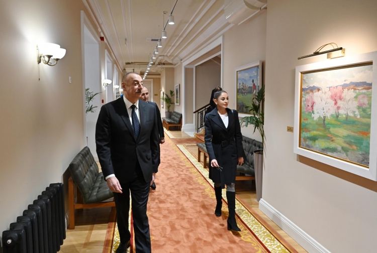 Prezident və birinci xanım Bakıda Uşaq-Gənclər İnkişaf Mərkəzində yaradılan şəraitlə tanış olublar -