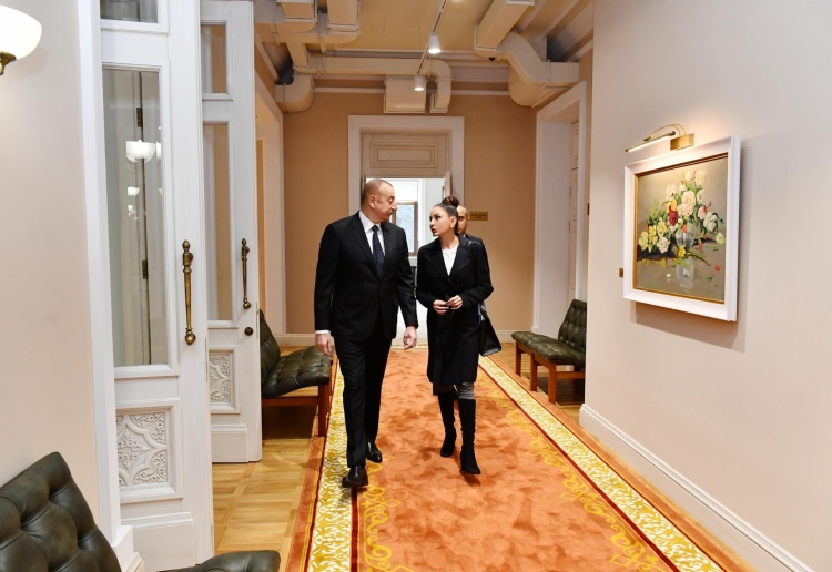 Prezident və birinci xanım Bakıda Uşaq-Gənclər İnkişaf Mərkəzində yaradılan şəraitlə tanış olublar -