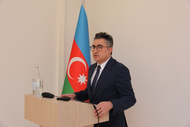 Heydər Əliyevin anadan olmasının 100 illik yubleyinə həsr edilmiş elmi-nəzəri konfrans keçirilib -