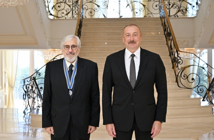 Oqtay Mirqasımov “İstiqlal” ordeni ilə təltif edilib
