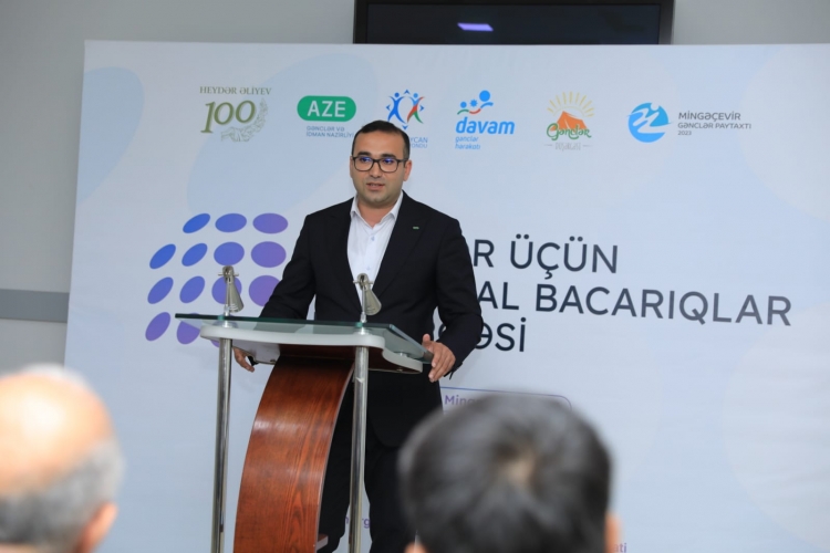 “Gənclər üçün Rəqəmsal Bacarıqlar Düşərgəsi”nə start verilib -
