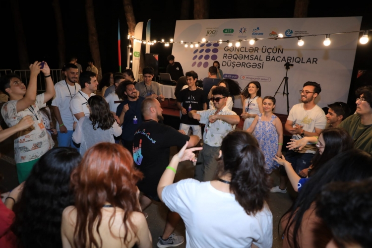 “Gənclər üçün Rəqəmsal Bacarıqlar Düşərgəsi”nə start verilib -