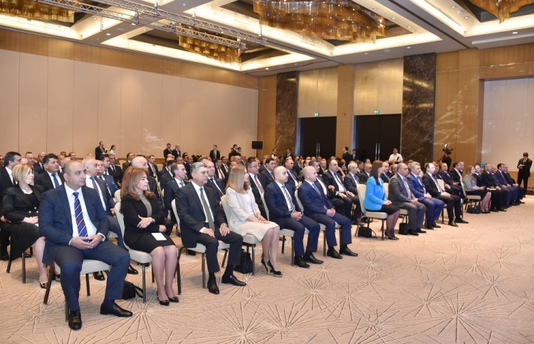 Məhkəmə-Hüquq Şurasına yeni üzvlər seçilib -