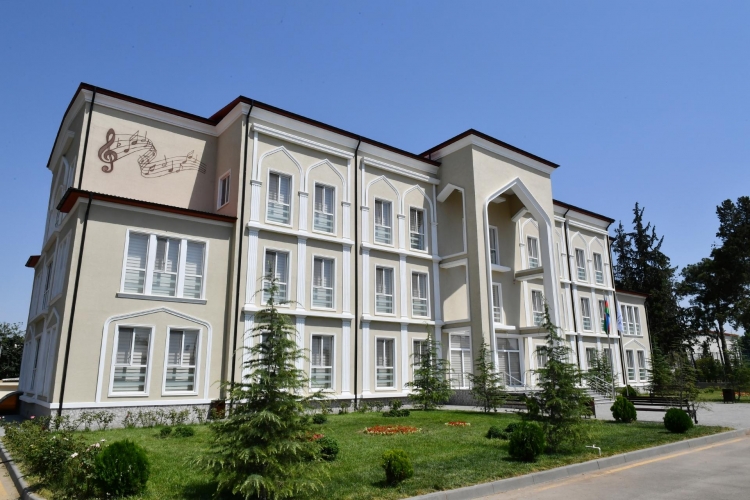 Samuxda Sərkar kənd uşaq musiqi məktəbinin yeni binası istifadəyə verilib -