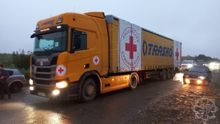 Rusiya Qızıl Xaç Cəmiyyətinin göndərdiyi humanitar yük avtomobili Ağdamdan Xankəndiyə yola düşüb -
