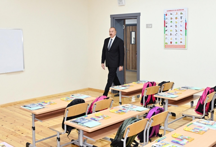 Prezident Xırdalan şəhər 11 nömrəli tam orta məktəbin yeni binasının açılışında iştirak edib -