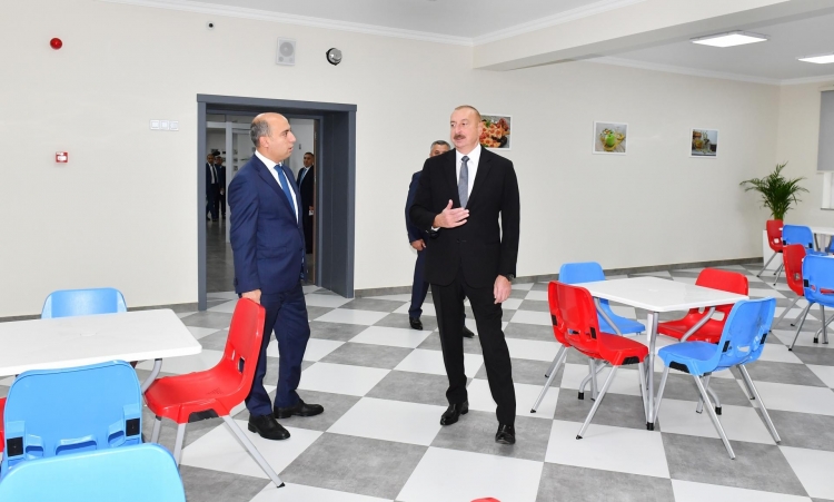 Prezident Xırdalan şəhər 11 nömrəli tam orta məktəbin yeni binasının açılışında iştirak edib -