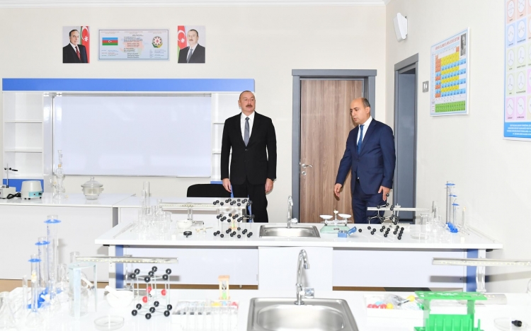 Prezident Xırdalan şəhər 11 nömrəli tam orta məktəbin yeni binasının açılışında iştirak edib -