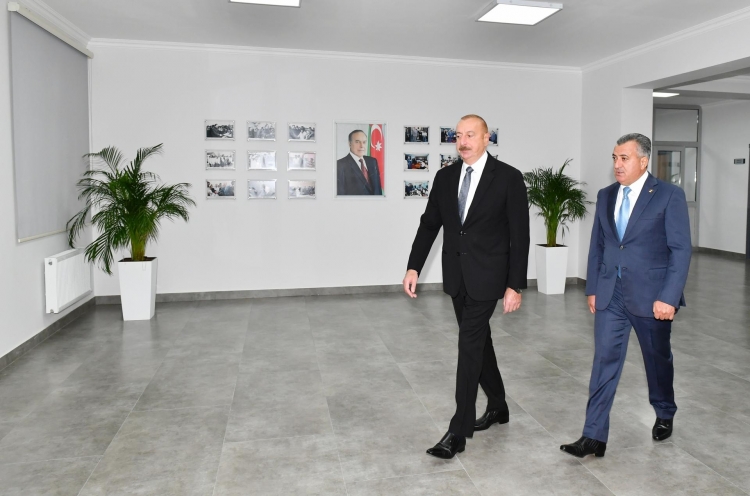 Prezident Xırdalan şəhər 11 nömrəli tam orta məktəbin yeni binasının açılışında iştirak edib -