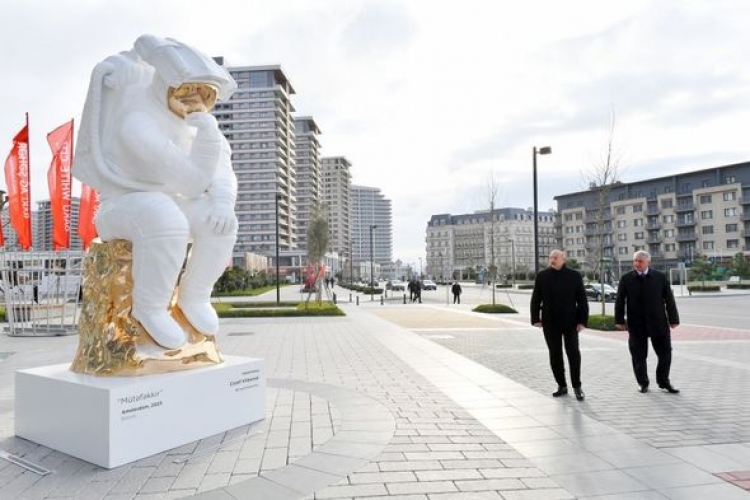 Prezident Ağ Şəhərdə -