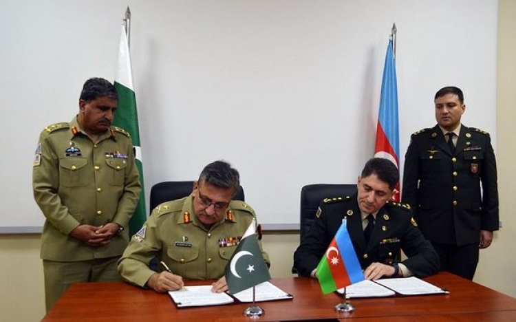 Azərbaycan və Pakistan hərbçiləri müzakirələr aparıblar