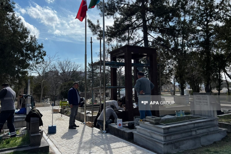 Rəsulzadənin məzarı abadlaşdırılır -