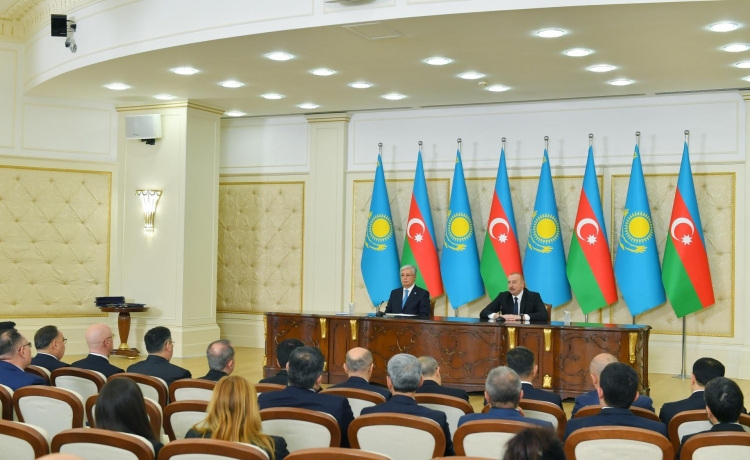 Azərbaycan Prezidenti: "TransXəzər nəqliyyat dəhlizi bu gün öz potensialını tam şəkildə açır"