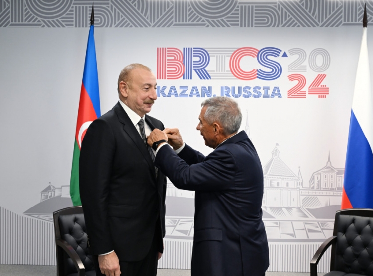 Azərbaycan Prezidenti Rüstəm Minnixanovla görüşüb