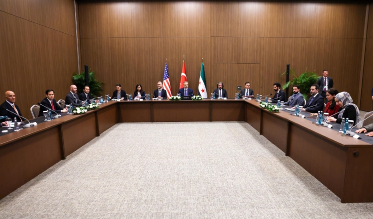 Türkiyə, ABŞ və Suriya xarici siyasət idarələri rəhbərlərinin görüşü keçirilib