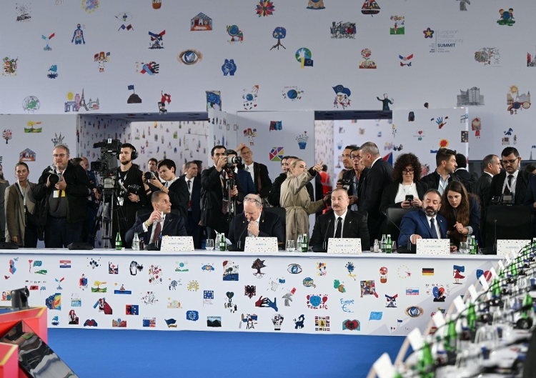 Prezident İlham Əliyev “Avropa Siyasi Birliyi” 6-cı Zirvə toplantısının açılış plenar sessiyasında iştirak edib -