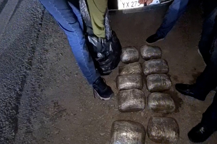 Polis əməliyyat keçirib, saxlanılanlar var -
