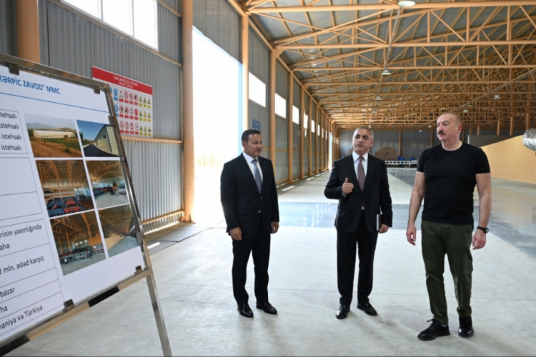 Xocalı kərpic zavodunun açılışı olub