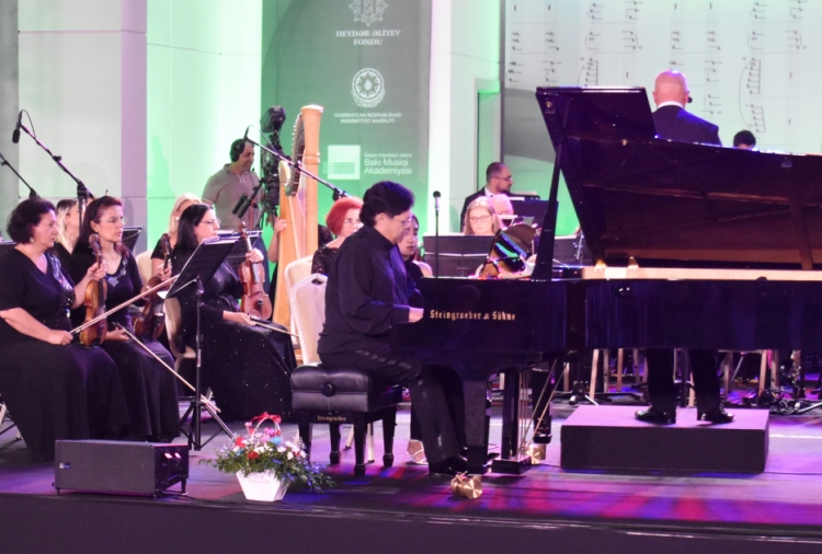 Qəbələ Beynəlxalq Musiqi Festivalı başa çatıb