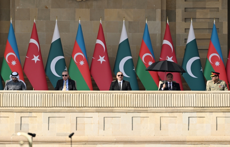 Bahıdalı hərbi paraddan