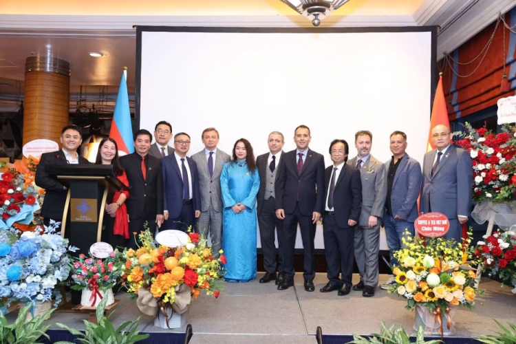 Vyetnamda Zəfər Günü qeyd edilib
