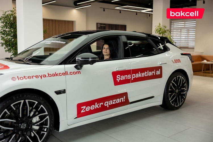 “Bakcell”in lotereyasında 5-ci lüks avtomobil sahibinə təhvil verildi