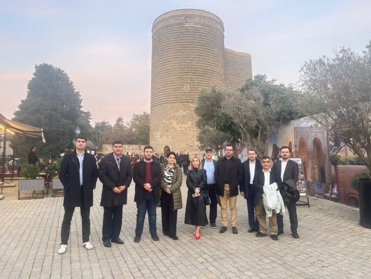 Bakıda Azərbaycan və Ermənistan vətəndaş cəmiyyəti nümayəndələri görüşüb -