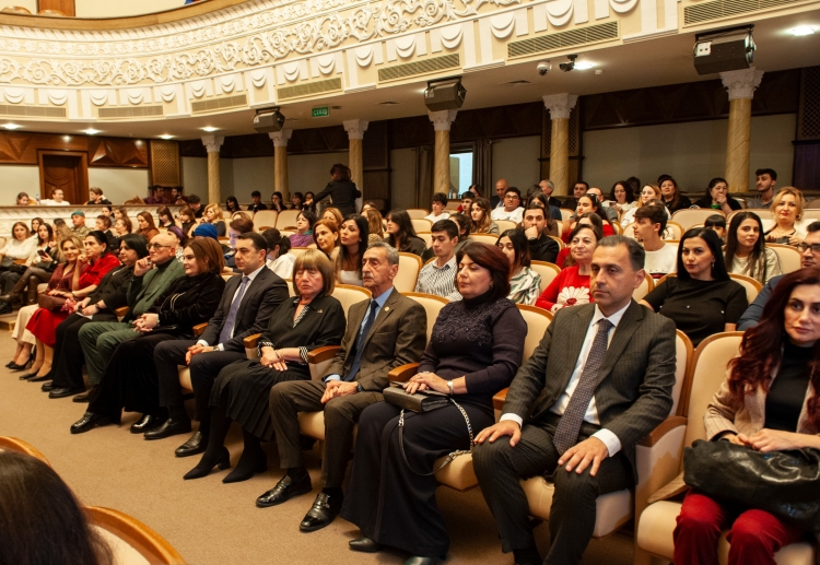 Amaliya Pənahova yad edilib