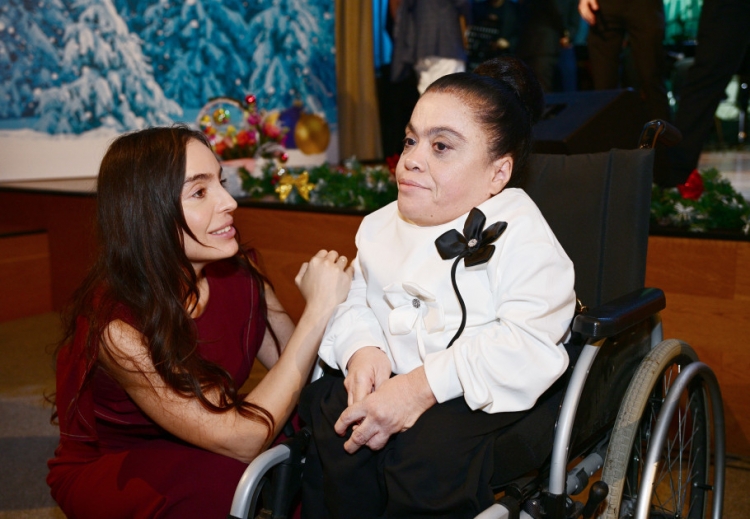Leyla və Alena Əliyeva DOST İnklüziv İnkişaf və Yaradıcılıq Mərkəzini ziyarət ediblər -