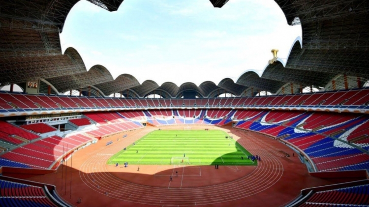 Vyetnamda dünyanın ən böyük stadionu tikilir