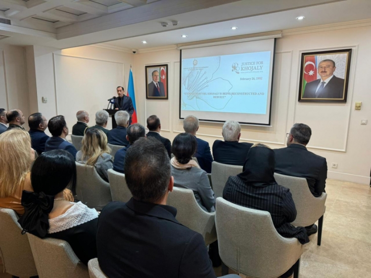 Tehranda Xocalı soyqırımına dair fotosərgi təşkil olunub