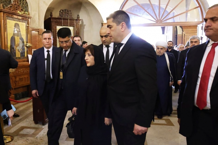 Katalikos-Patriarx II İlya dəfn olunub -