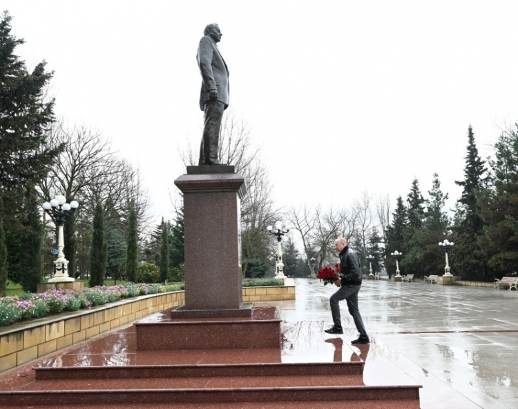 Prezident Şamaxıya gedib -